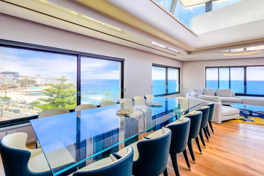 5 Bedroom Property for Sale in Sea Point Western Cape